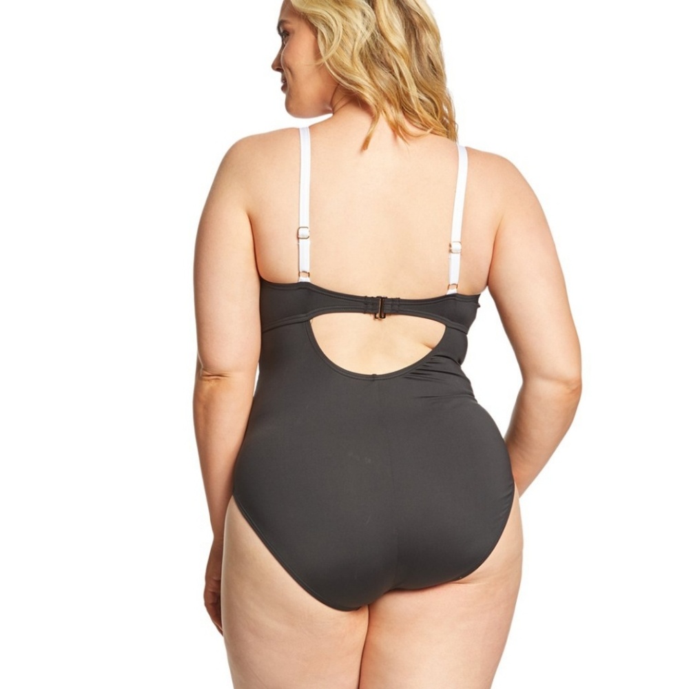 🆕 La Blanca Plus Modern Muse Plunge One Piece - Picture 3 of 7